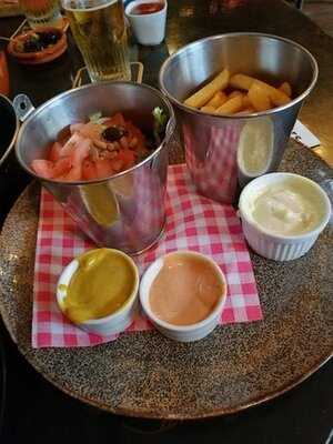 Letcafe De Staalmeesters