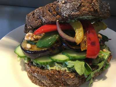 Lunch Cafe Port City