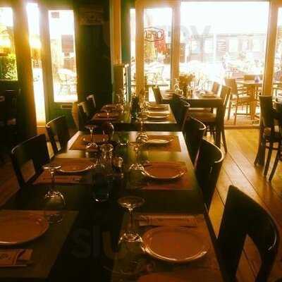 Santorini Greek Taverna