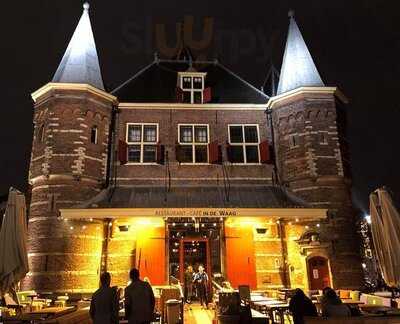 Cafe In De Waag