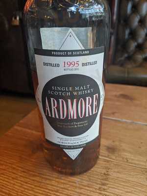 J.d. William's Whisky Bar