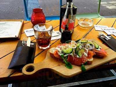 Cafe De Huyschkaemer