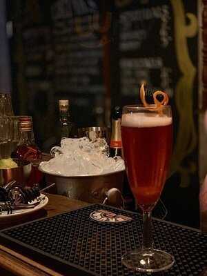 The Cocktail Stories - Speakeasy