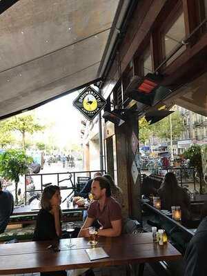 Walter's - The Walter Woodbury Bar