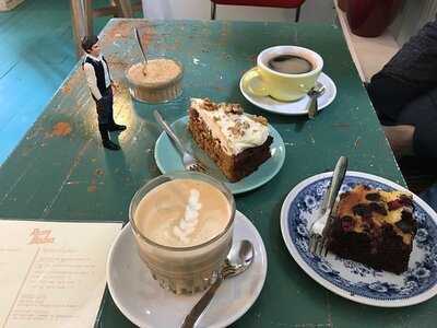 Rum Baba Coffeeroastery, Bakery & Cafe