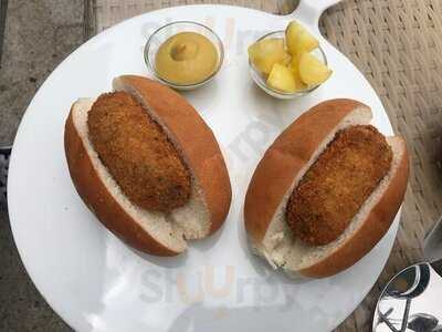 Half Moon Cocktail Lounge