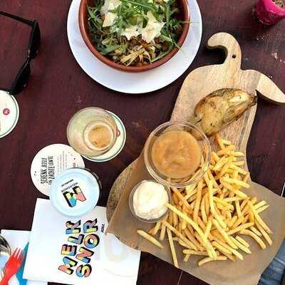 Melksnor Familie Cafe