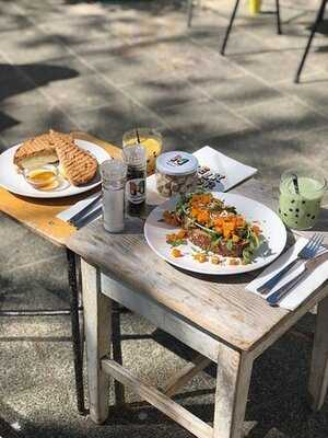 Melksnor Familie Cafe