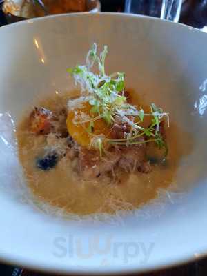 The Pool - Restaurant Bar