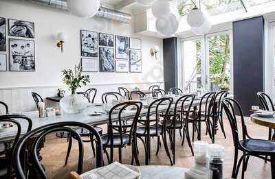 Vlaamsch Broodhuys Middenweg