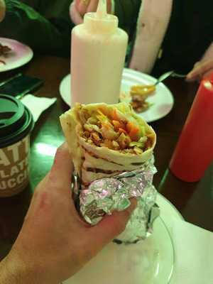Hilal Shoarma