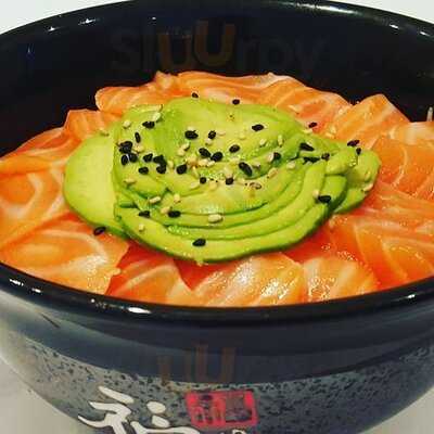 Ama Sushi & Ramen