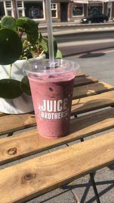Juicebrothers Admiraal De Ruijterweg