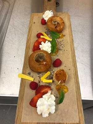 The Den Restaurant & Bar