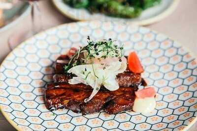 Five Brothers Fat Hobbema