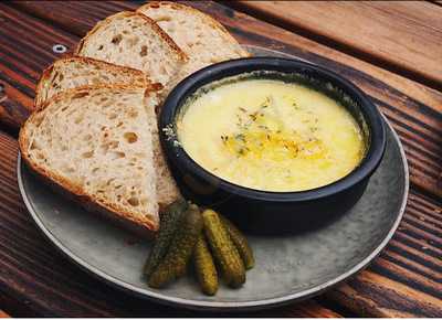 Gebrouwen Door Vrouwen Bar