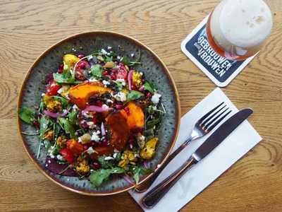 Gebrouwen Door Vrouwen Bar