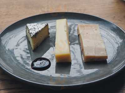 Gebrouwen Door Vrouwen Bar