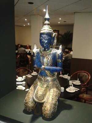 Yang Ming Asian Cuisine