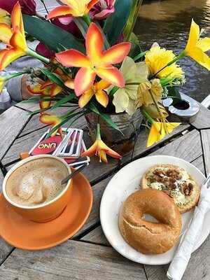 Royal Bagels And Muffins