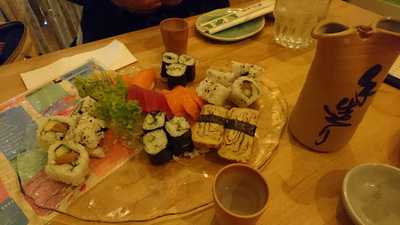 Sushi 'n Sake