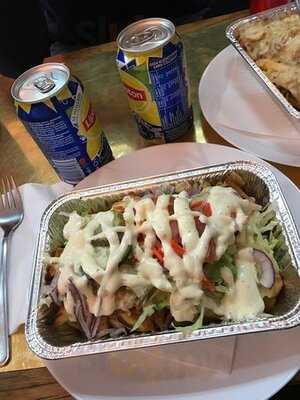 Snacks & Vlaamse Friet Moes