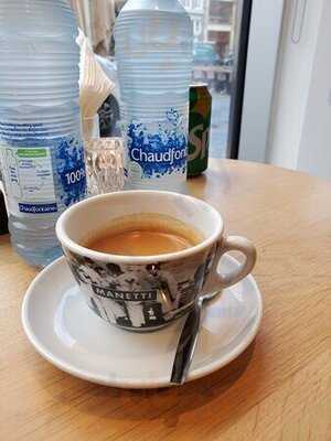 Lexi’s Coffee & Bakery