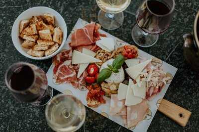 Christiani Vino E Cibo