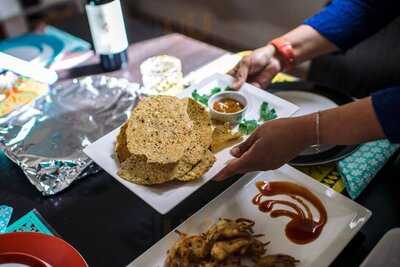 Eatwith: Vartika Of Amsterdam