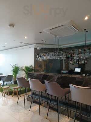 Awash Valley Restaurant