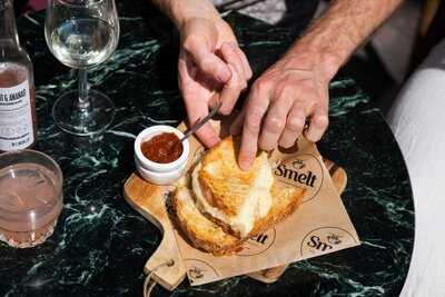 Restaurant Smelt