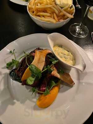 Bar Bistro Loevetdie