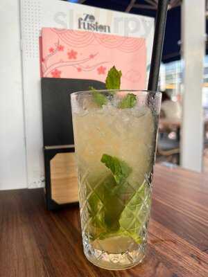 Zofusion Sushi & Grill