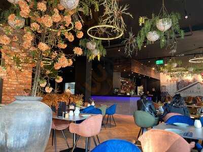 Ksara Restaurant And Lounge