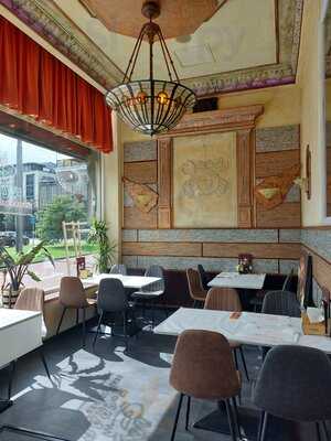 E-crab Seafood Restaurant