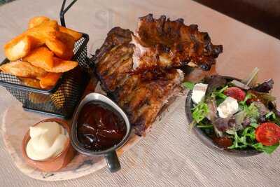 Becxy Restaurant & Bar