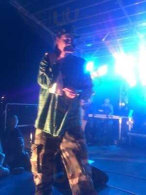 Photo 4