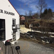 Baker Hansen Bærum Verk