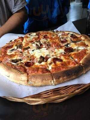 Steinovnen Bar & Pizzeria