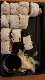 Sushi Og Kafe Vøyenenga
