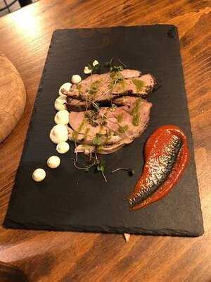 Maggis Saladbar & Munchies