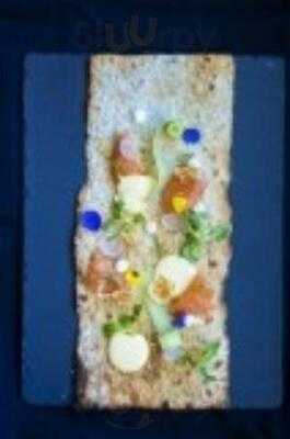 Varmen Bar & Restaurant