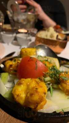 Varanasi Indisk Restaurant & Bar