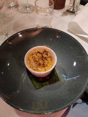 Varanasi Indisk Restaurant & Bar