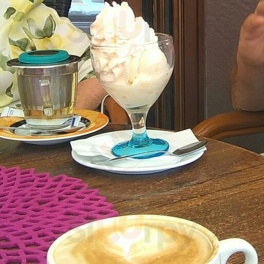 Bacio Cafe