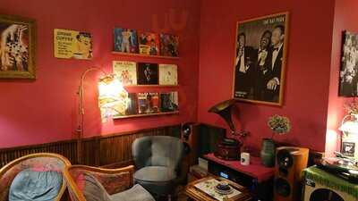 Vinyl Cafe