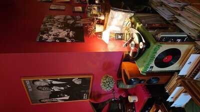 Vinyl Cafe
