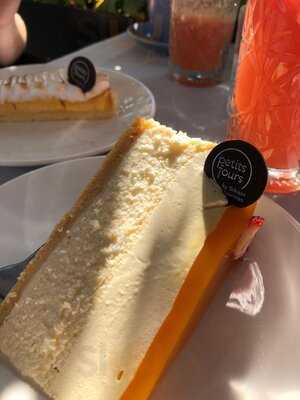 Petits Fours By Tobiasz Herman