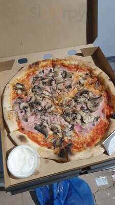 Graciarnia Pizza & Crafts