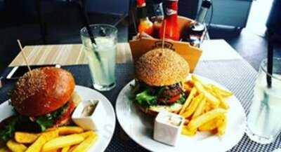 Road American Restaurant